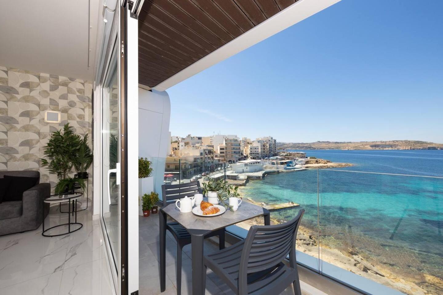 Ivory Seafront With Views!- Fl 10 By Homely Apartment *