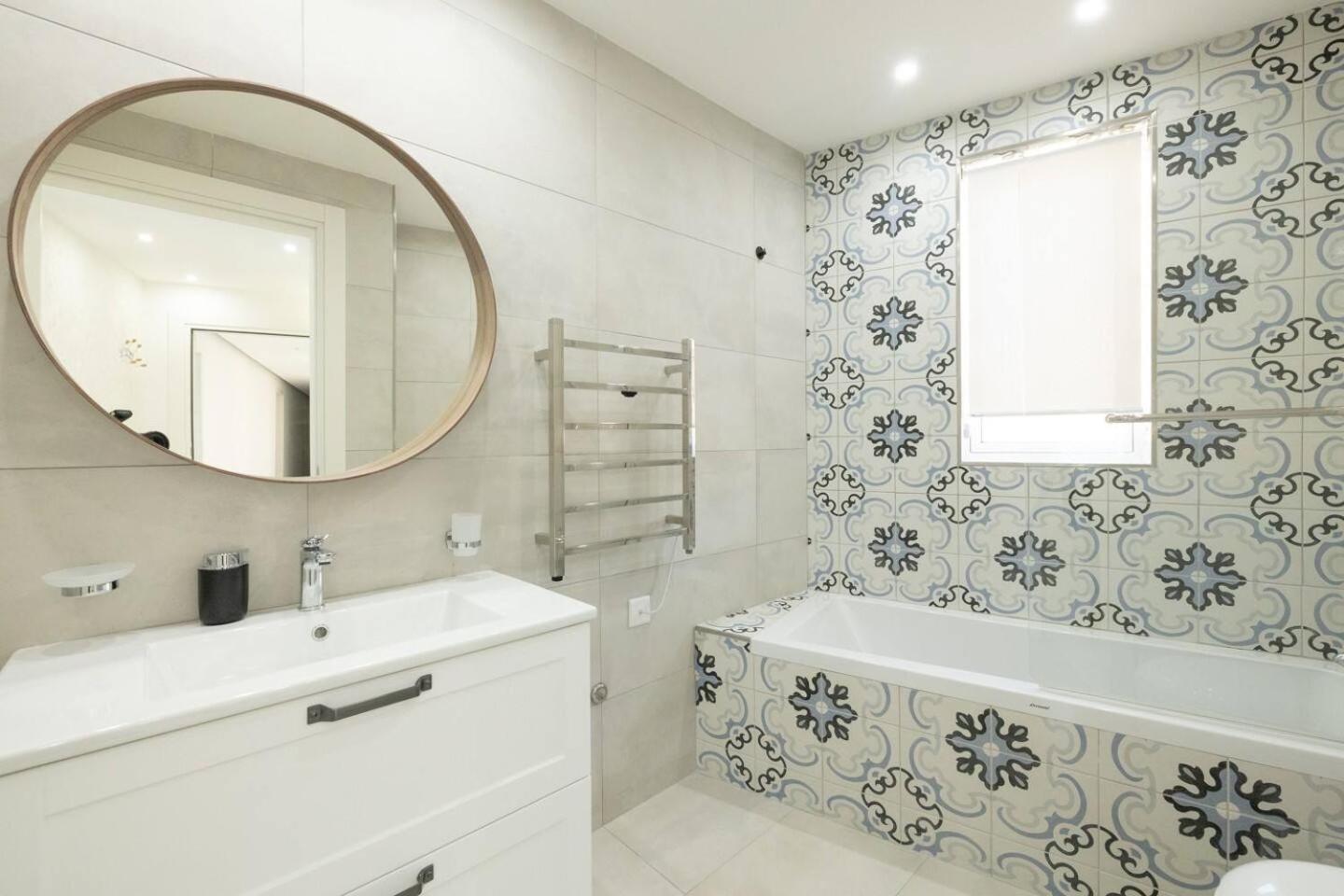 Ivory Seafront With Views!- Fl 10 By Homely St. Paul's Bay
